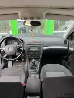 Škoda octavia 2 2006 2.0fsi 180-tisíc km - 7