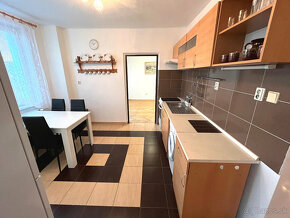 3 izbový byt s balkónom 80 m2 Trenčín, ul. Soblahovská - 7