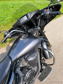 Yamaha xvs 1300 deluxe - 7