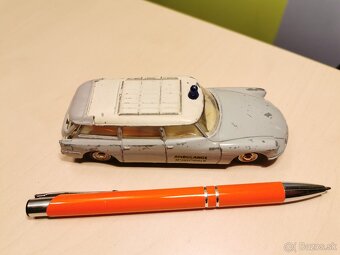 Dinky toys Citroen DS Ambulancia - 7