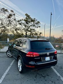 Volkswagen Touareg 3.0TDI V6 4x4 180kw PANO - 7