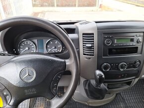 Mercedes-Benz Sprinter - 7