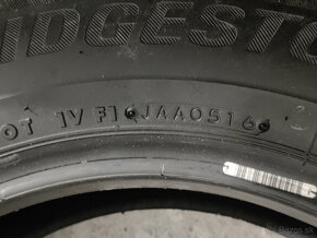 Bridgestone 215/60 R16 - 7