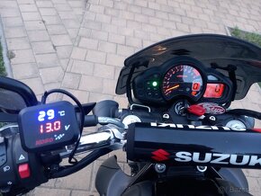 Suzuki SFV Gladius 650, rok 2016, 8000km, 53kw - 7