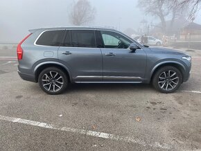 Volvo XC 90 - 7