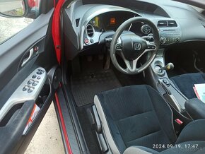 Honda civic 8G 1,4 i 61kw - 7