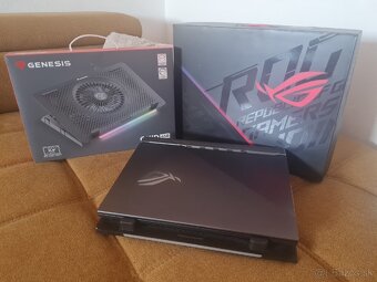 Predám Herný notebook Asus ROG STRIX - 7