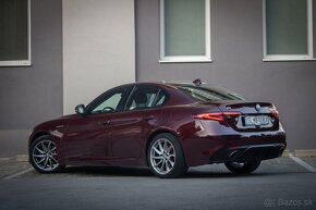 Alfa Romeo Giulia 2.2 Diesel 210 AT AWD Veloce - 7