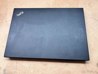 Predám pokazený notebook na náhradné diely Lenovo L490 - 7