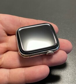 Stainless steel - Apple Watch Series 4, 44mm - 7