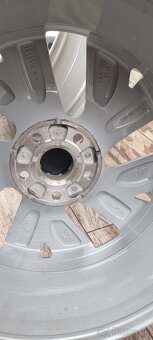 Predám orginal VW BELMONT elektrony 5x112 r17 et46 J6,5 - 7