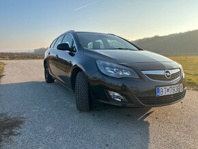 Opel Astra J 1.7 CDTI - 7