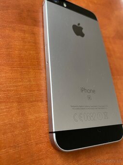 iPhone SE 32gb - 7