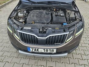 ŠKODA OCTAVIA SCOUT 2.0 TDI 110KW DSG FULL VÝBAVA - 7