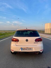 VW Golf GTI 2.0TSI DSG -aj na splátky - 7