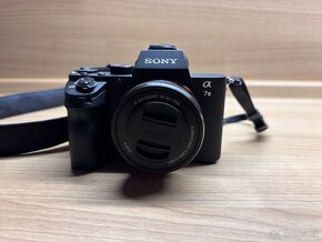 Sony Alpha A7 II + objektív Sony 3.5f - 5.6f; 16-50mm - 7