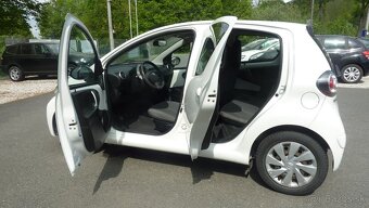 Toyota AYGO 1,0 VVT-i 5dveř.,NAVI - 7