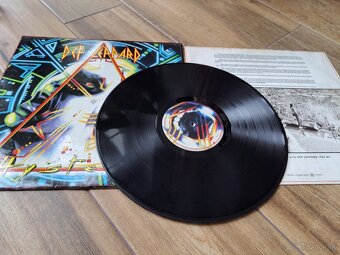 Lp DEF  LEPPARD  - Hysteria - 7