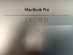 Apple Macbook Pro - 7