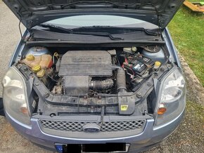 Ford fiesta 1.3 DURAtec LPG - 7