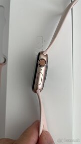 Apple Watch 4 40mm Gold Pink Sand Sport - 7