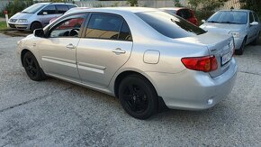 Toyota corolla 1.6 i M/T - 7