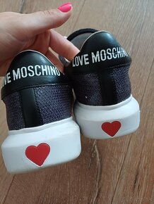 Tenisky zn. Love Moschino - 7