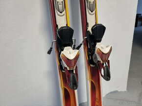Predám jazdené lyže VOLKL Fuego - 158cm - 7
