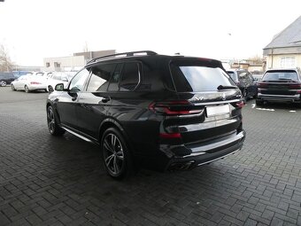 BMW X7 xDrive 40 i M Sport Panorama - 7