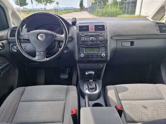 Volkswagen Touran 2.0 TDI DSG - 7