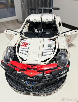 LEGO Technic Porsche 911  RSR 42096 - 7