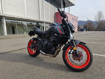 Yamaha MT 07 Akrapovič - 7