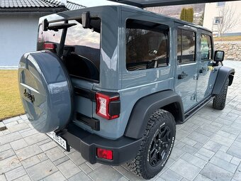 Jeep Wrangler Rubicon Unlimited - 7