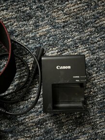 Canon EOS 1200D - 7