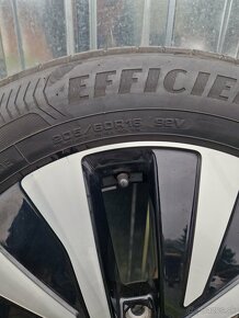 Goodyear 205/60 R16 + Volkswagen 5x100 R16 - 7