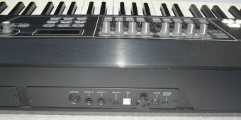 MIDI klávesy CME UF-80 Classic, kladívková mechanika - 7