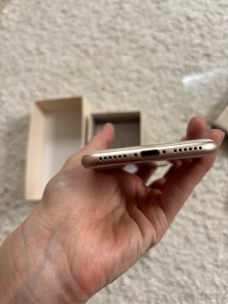 Iphone 8 64 GB gold - 7