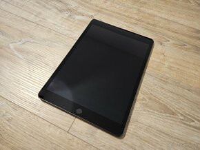 Apple iPad 8 gen 32gb - 7