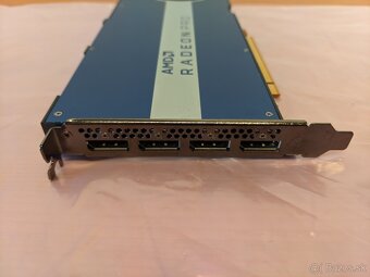 AMD Radeon Pro W5500 8GB - 7