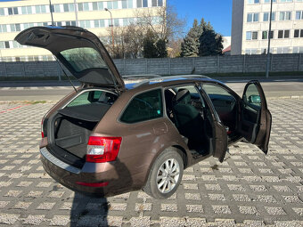 Škoda Octavia Combi 1.6 TDI 110k Style DSG Automat - 7