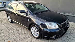 Toyota Avensis Combi 2.0did - 7