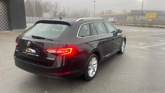 Škoda Superb Combi 2.0TDi DSG - 7