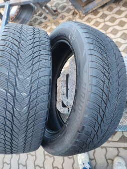 Bridgestone Blizzak LM001 zimné pneumatiky 205/55 R19 97H - 7