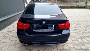 Bmw e90 318d facelift - 7