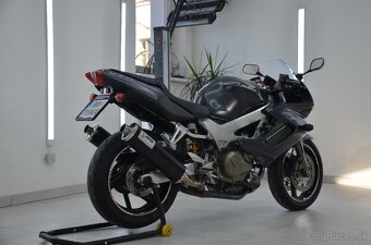 Honda VTR 1000 - 7