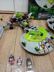 LEGO UFO - 7