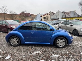 Volkswagen New Beetle 2.0 - 7