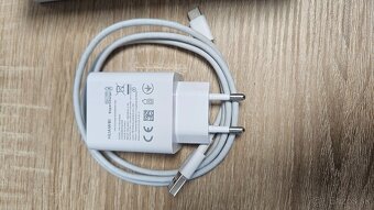 Huawei P30 6gb/128gb, nabíjačka, ochranné sklo, krabička - 7