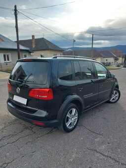 TOURAN CROSS  2.0TDI 103KW ...2012... SK ŠPZ - 7