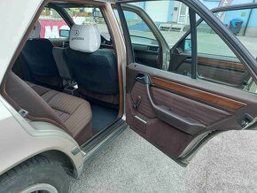 MERCEDES BENZ 250 D W124 - 7